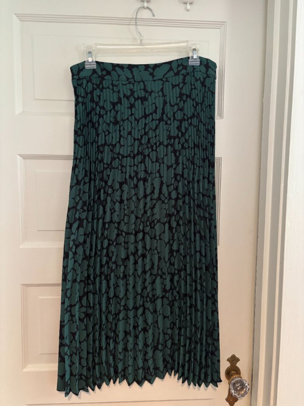 BODEN Green & Black Pleated Crepe Midi Skirt - Brand New - Size 10 - Picture 8 of 13